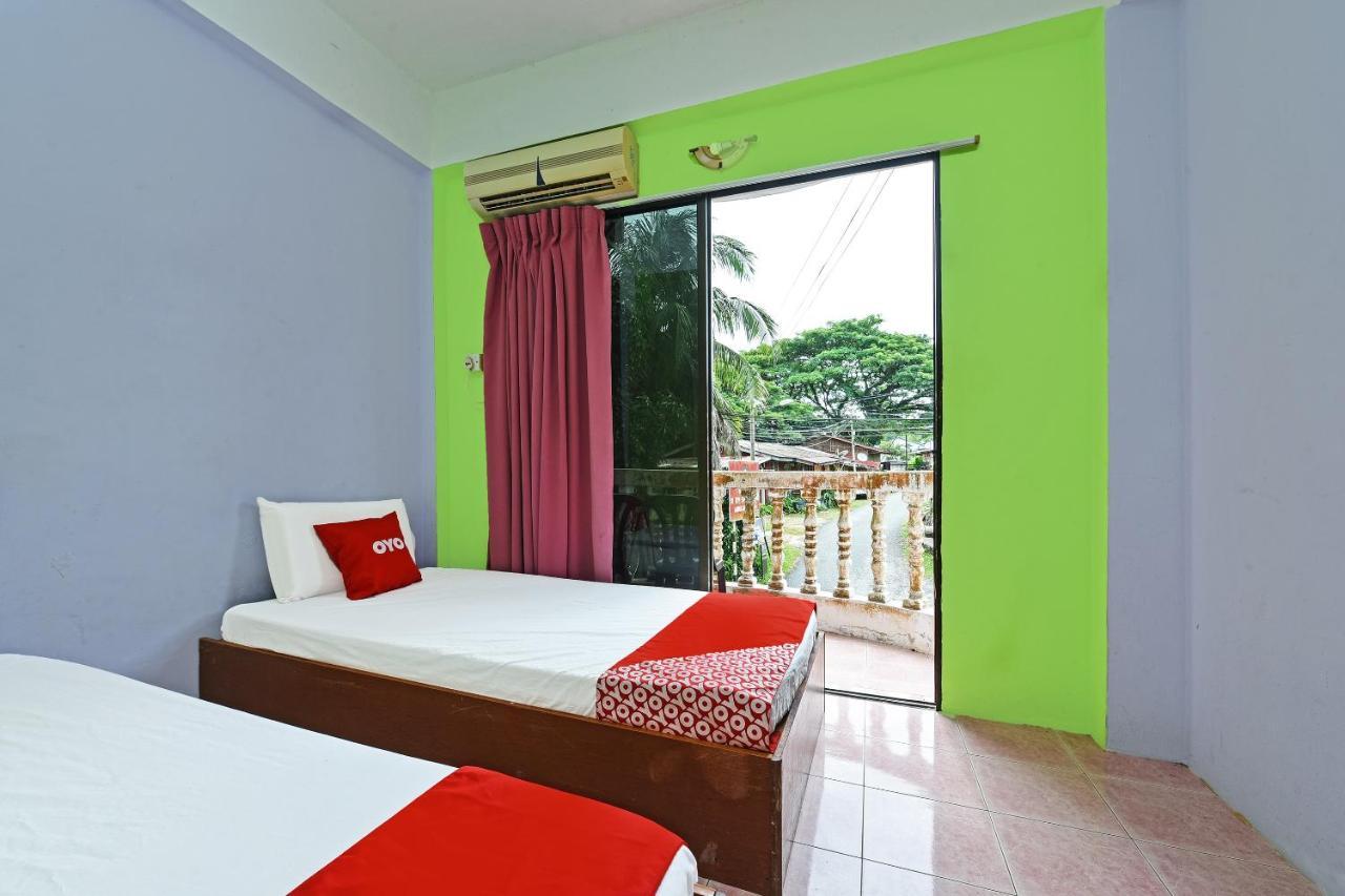 Oyo 90565 Teresek View Motel Kuala Tahan Luaran gambar